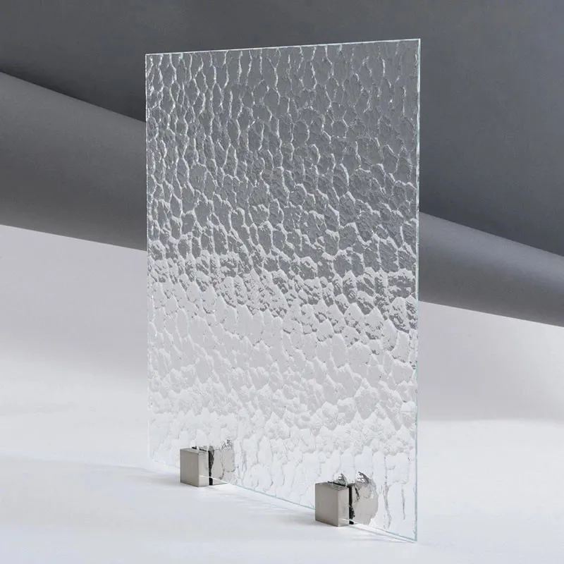 Échantillon de verre imprimé monumental