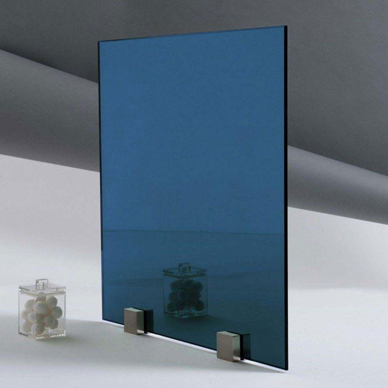 Miroir filmé argenté bleu 6mm