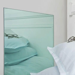 Miroir argenté vert sur mesure 6mm filmé 