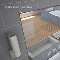 Profil à clipser pour miroirs muraux finition chromé 