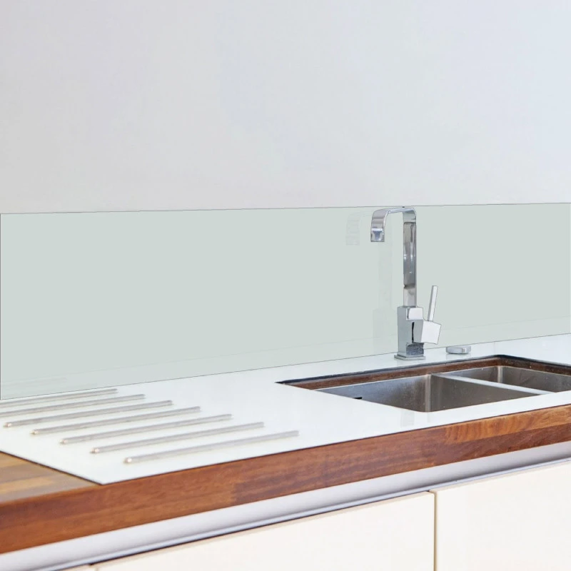 Verre trempé laqué misty white pour crédence