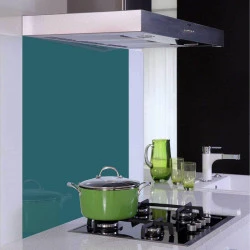 Verre trempé laqué vert pétrol pour fond de hotte 