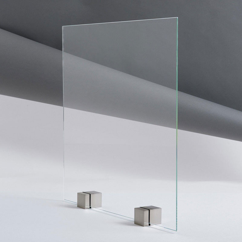 Verre trempé extra clair pour protection de meubles